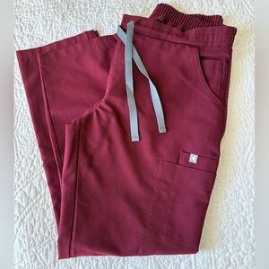 Figs Burgundy Scrub Set with Gray Drawstring